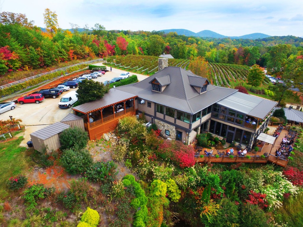 Wolf Mountain Vineyards Drone Video